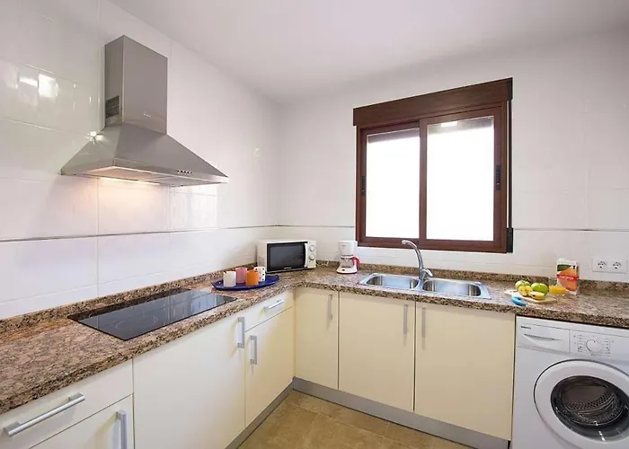 Ambar - Plusholidays *